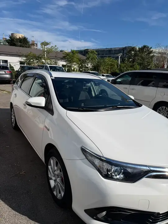 Toyota Auris 2016 photo 2