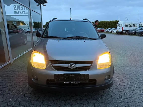 Suzuki Ignis 2007 photo 3