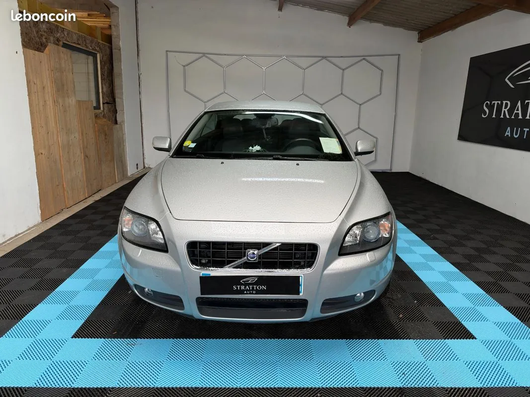 Volvo C70 2006 photo 2