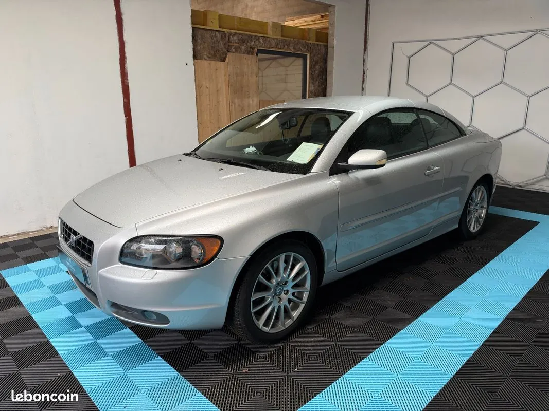 Volvo C70 2006 photo 3