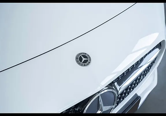 Mercedes-Benz A200 2019 photo 3