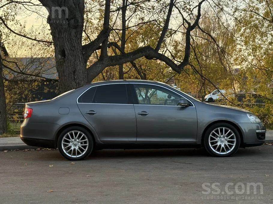 Volkswagen Jetta 2005 photo 3