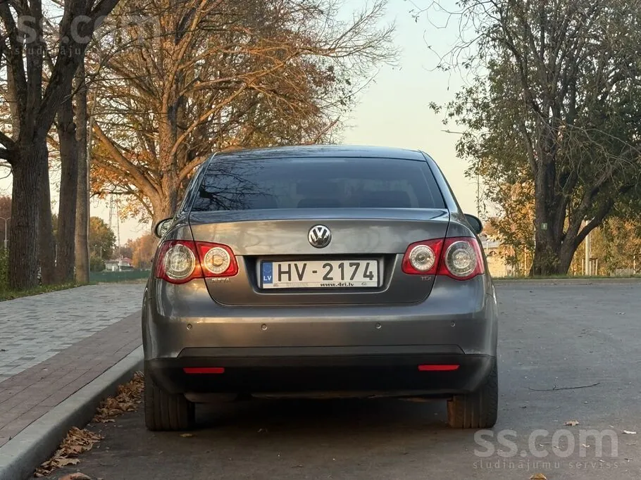Volkswagen Jetta 2005 photo 5