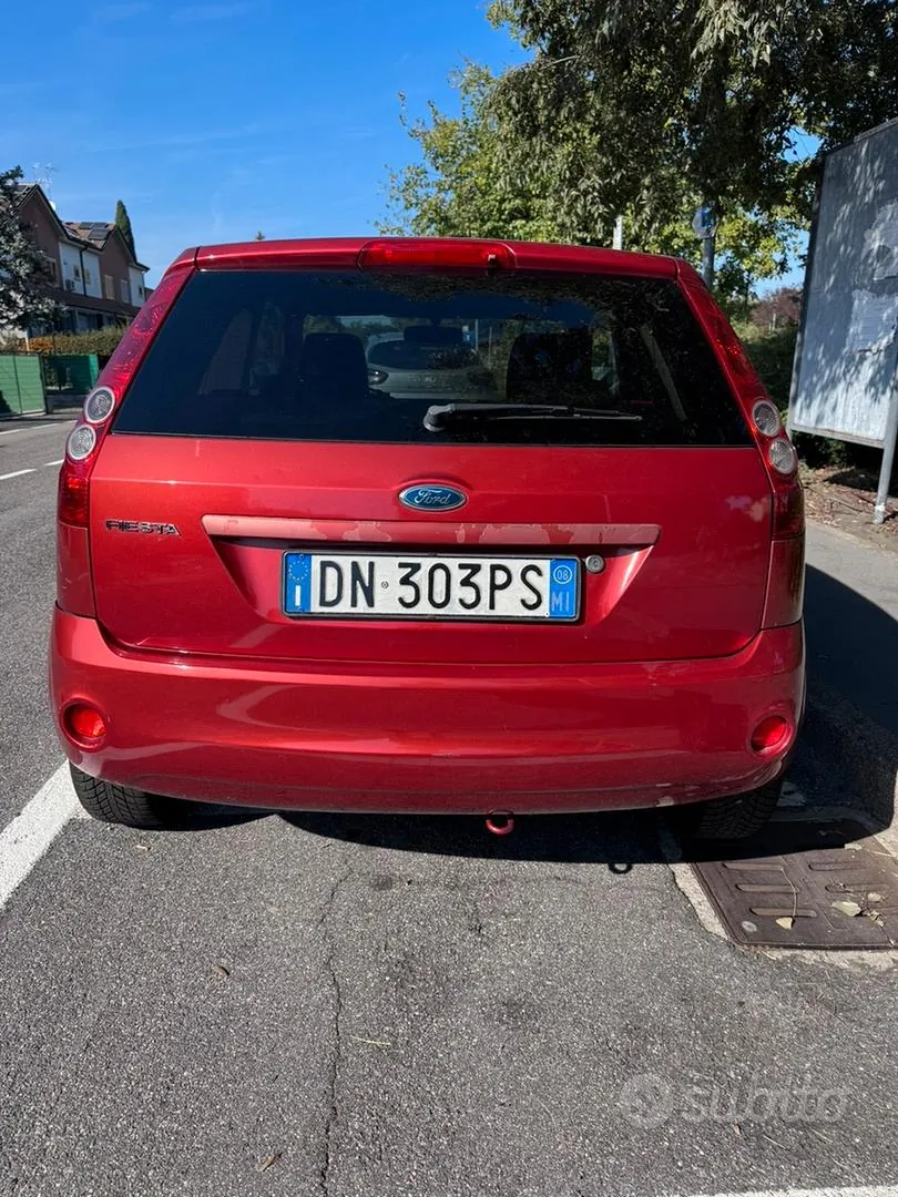 Ford Fiesta 2008 photo 2