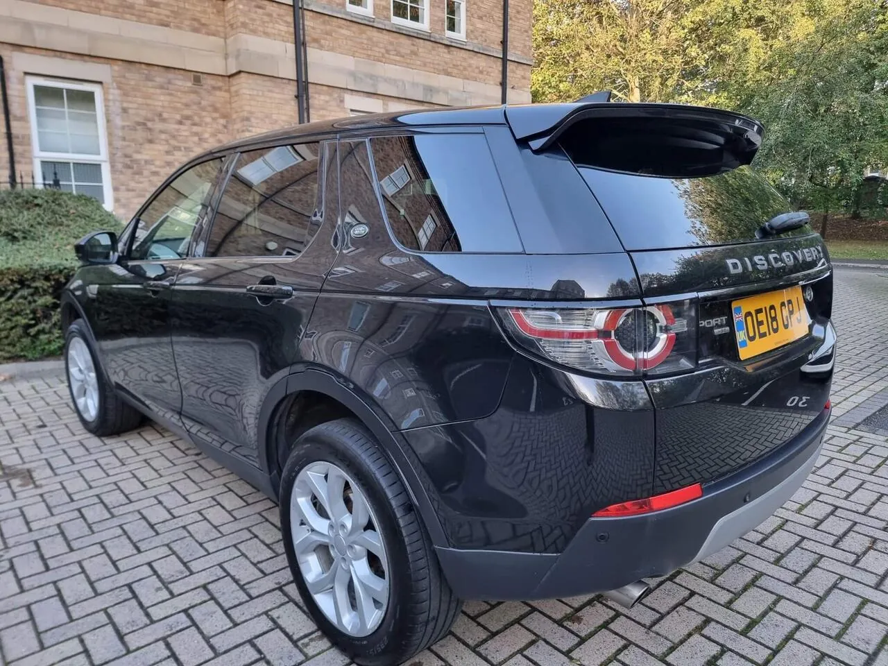 Land Rover Discovery Sport 2018 photo 5