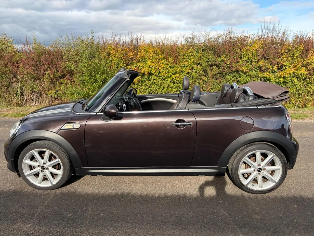 Mini Convertible 2014 photo 2