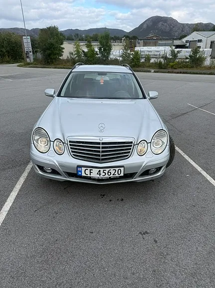 Mercedes-Benz E220 D