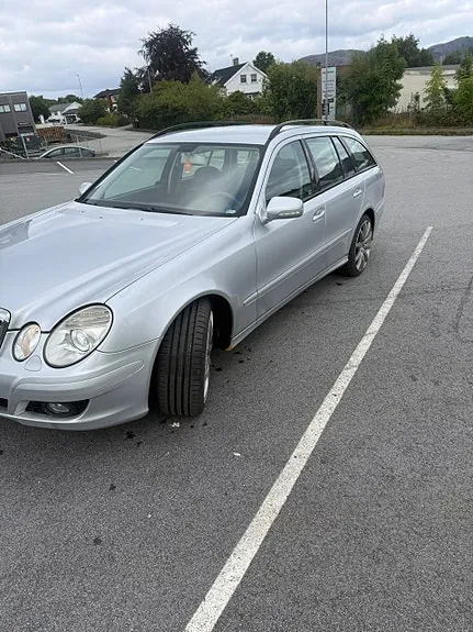 Mercedes-Benz E220 D 2008 photo 3