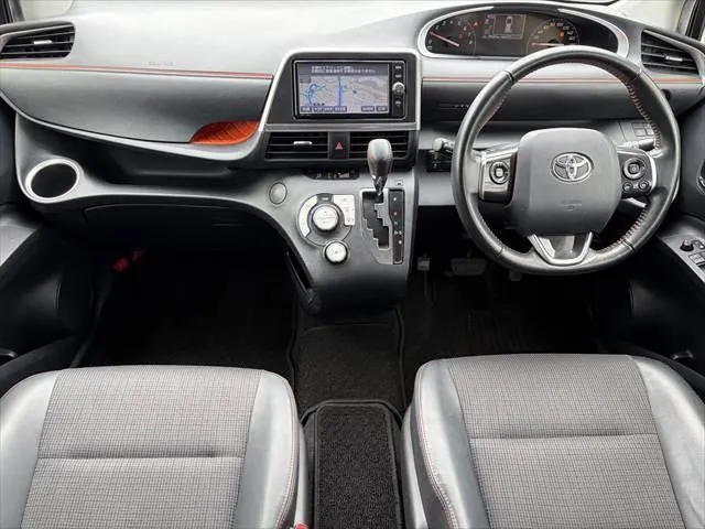 Toyota Sienna 2017 photo 3