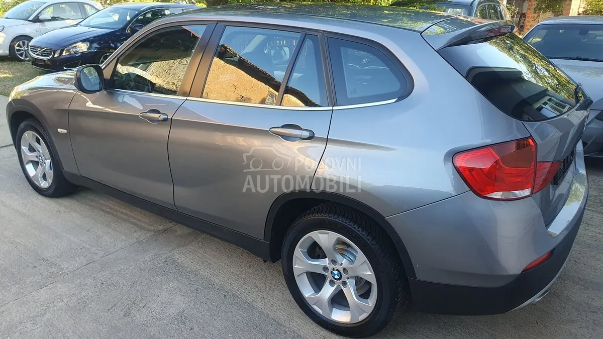 BMW X1 2010 photo 4