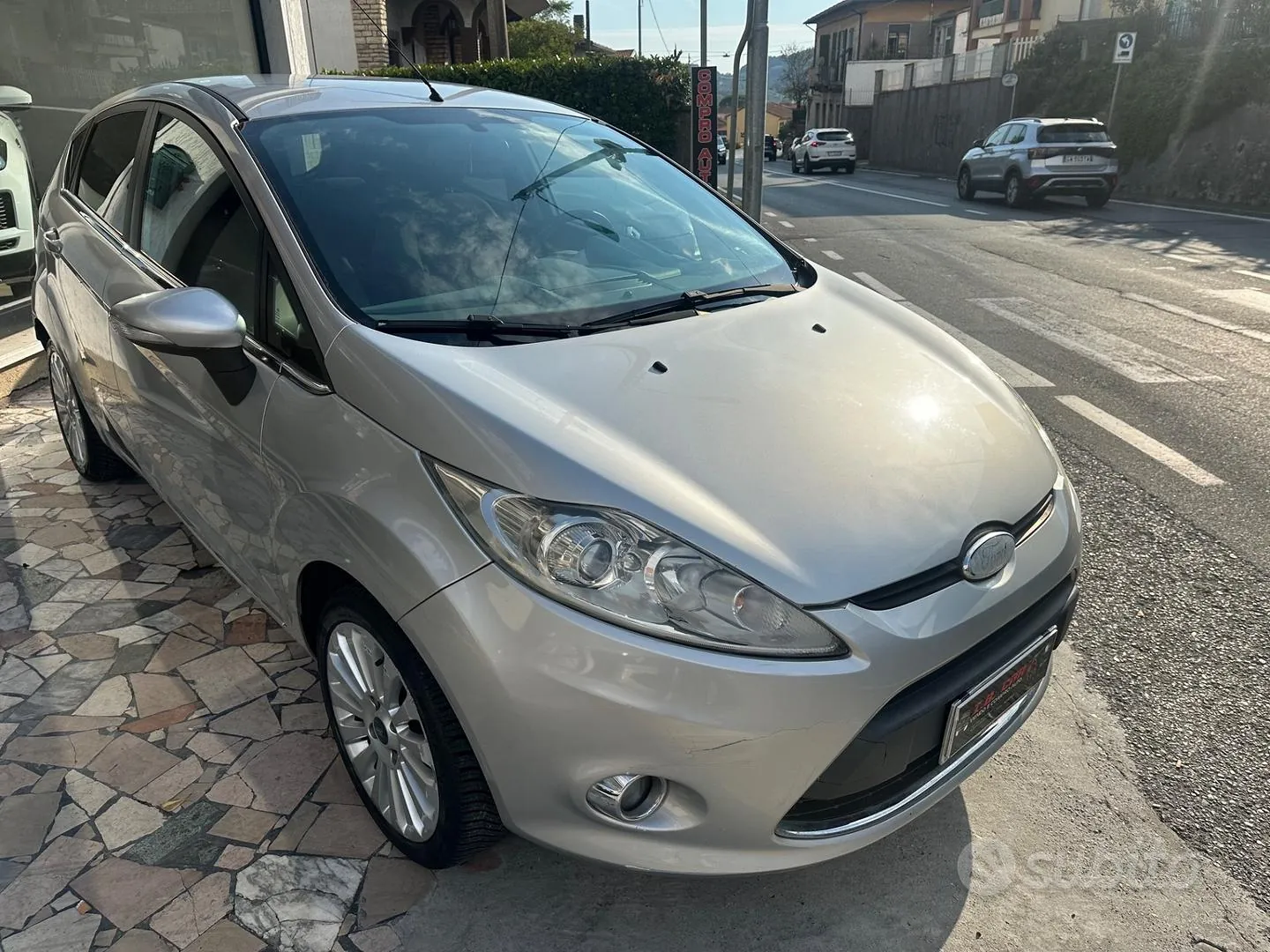 Ford Fiesta 2009 photo 2