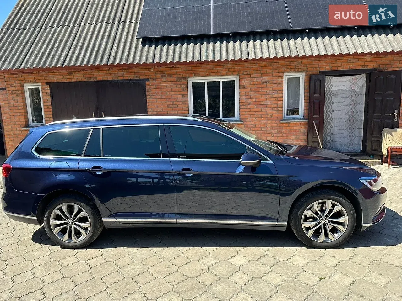 Volkswagen Passat 2017 photo 2