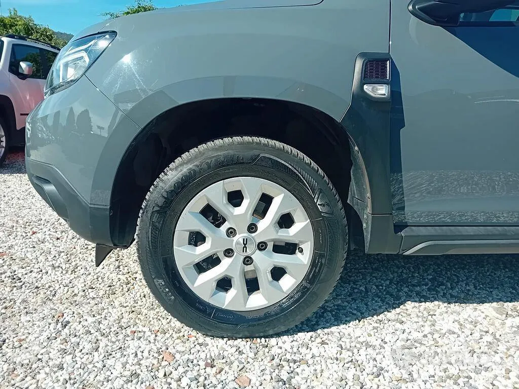 Dacia Duster 2023 photo 5