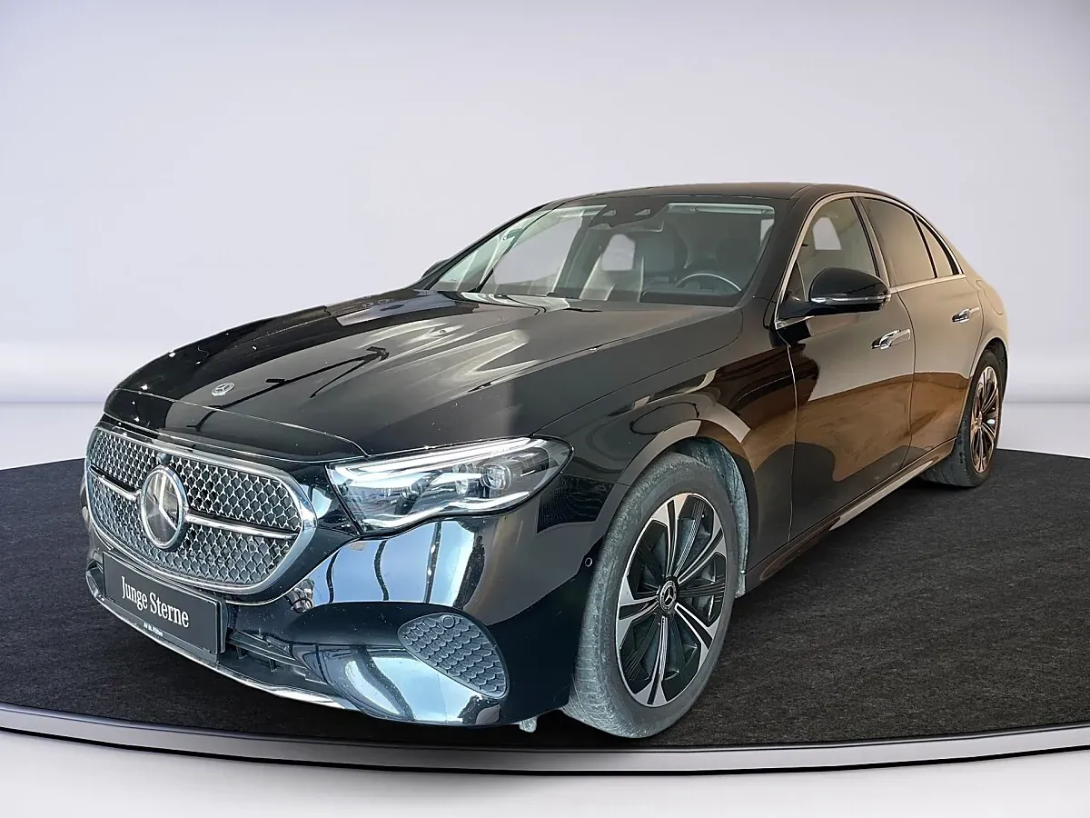 Mercedes-Benz E-Class 2024 photo 2