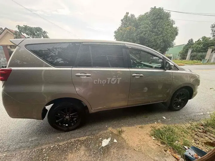 Toyota Innova 2020 photo 3