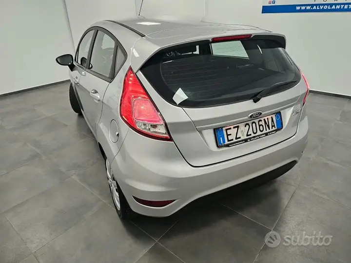 Ford Fiesta 2015 photo 5