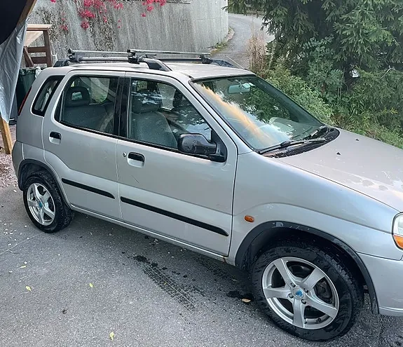 Suzuki Ignis 2001 photo 2