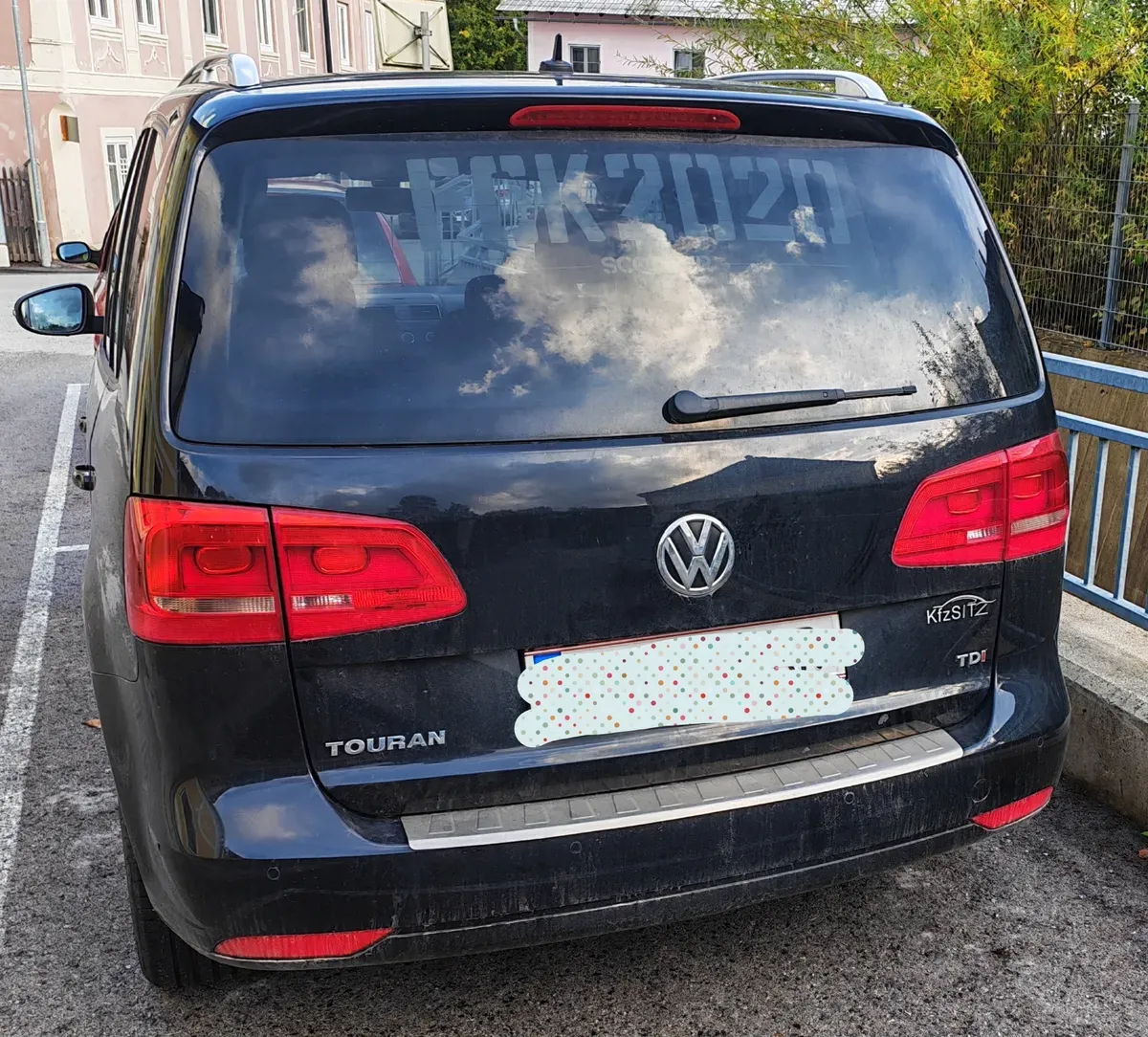 Volkswagen Touran 2014 photo 2