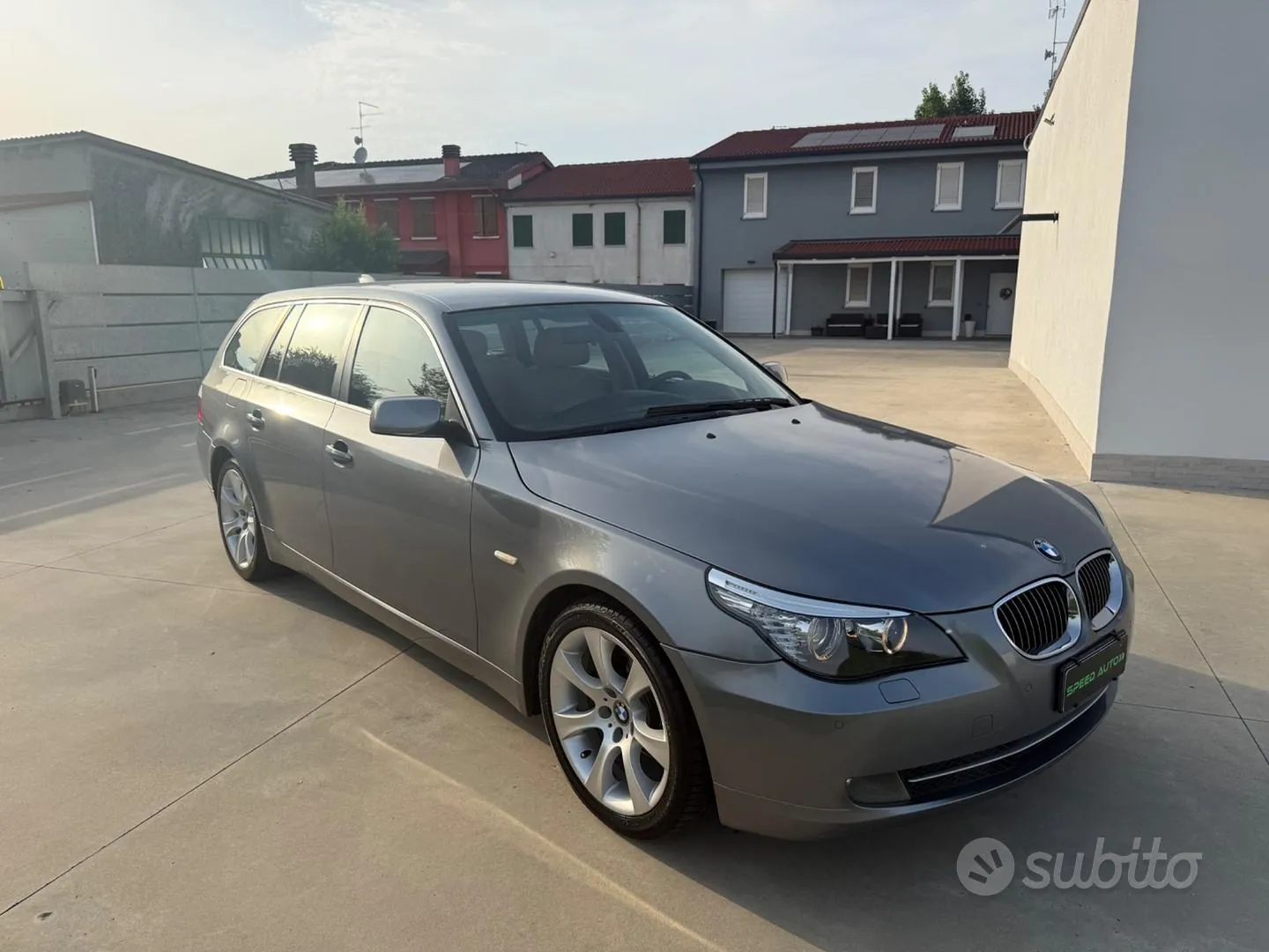 BMW 5 Series 2009 photo 3