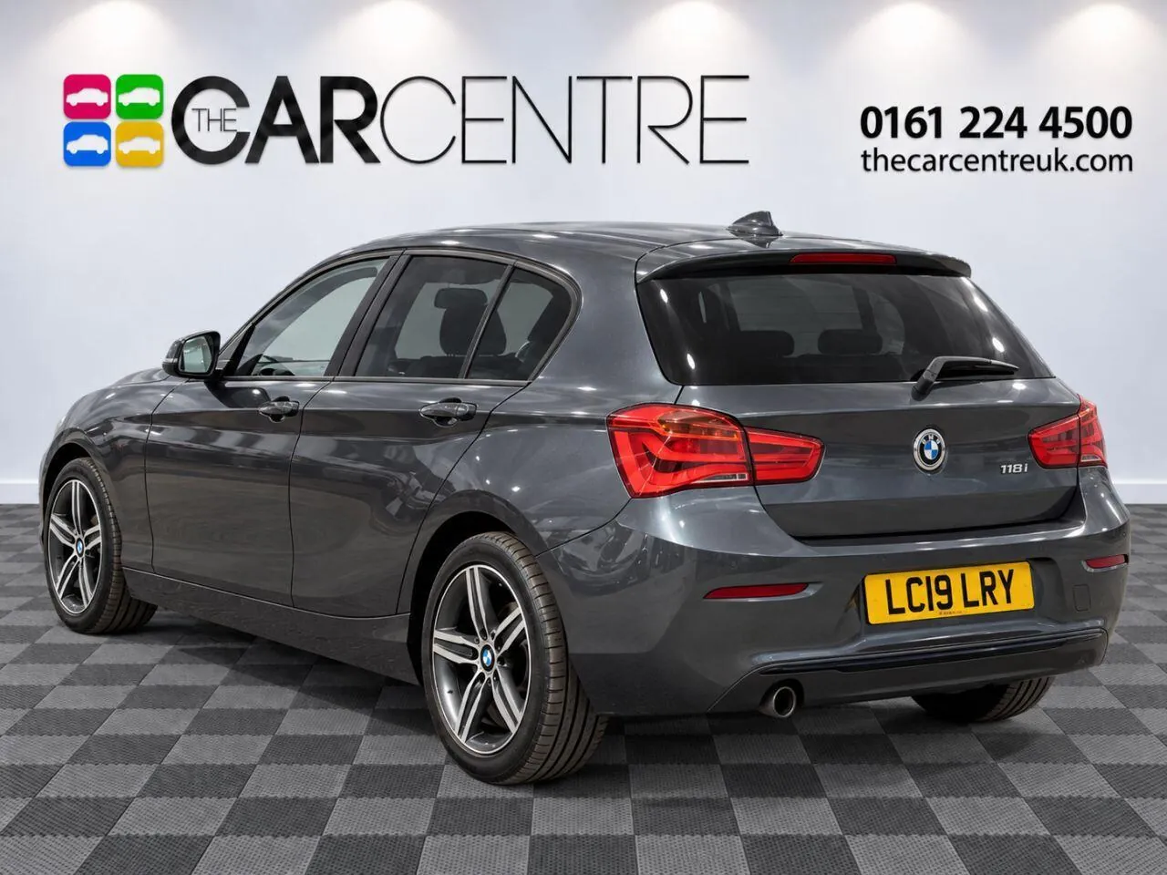 BMW 1 Series 2019 photo 2
