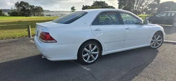 Toyota Crown 2004 photo 4