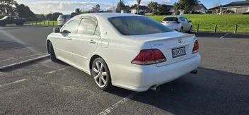 Toyota Crown 2004 photo 3