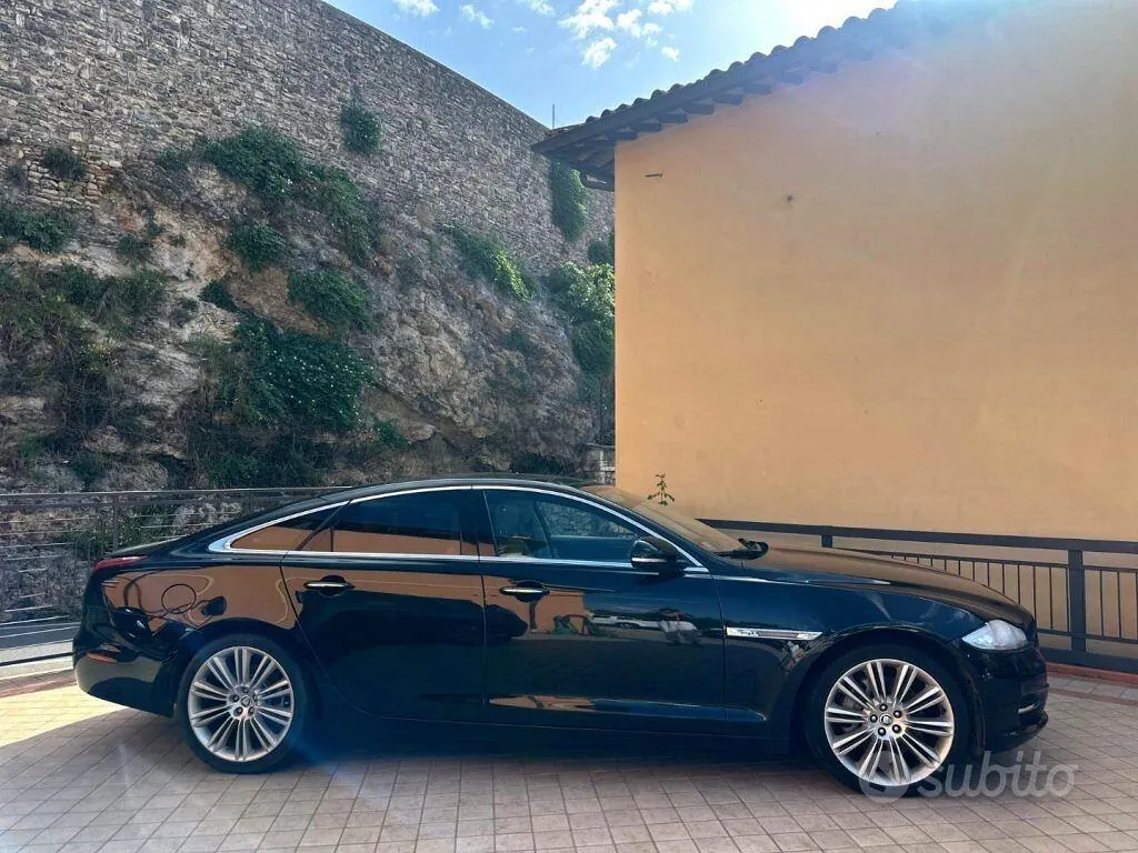 Jaguar Xj 2010 photo 4