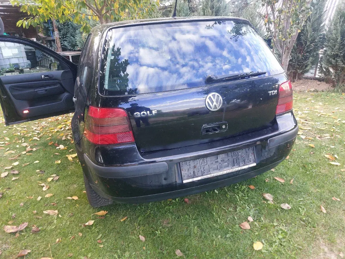 Volkswagen Golf 2003 photo 3