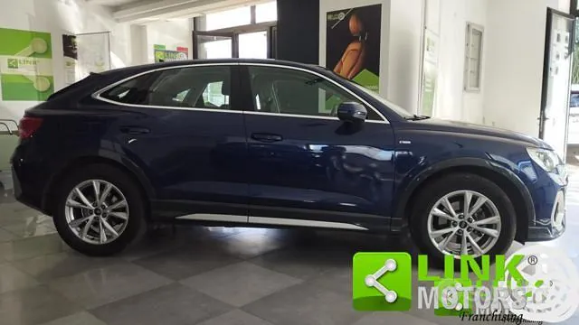 Audi Q3 2023 photo 4