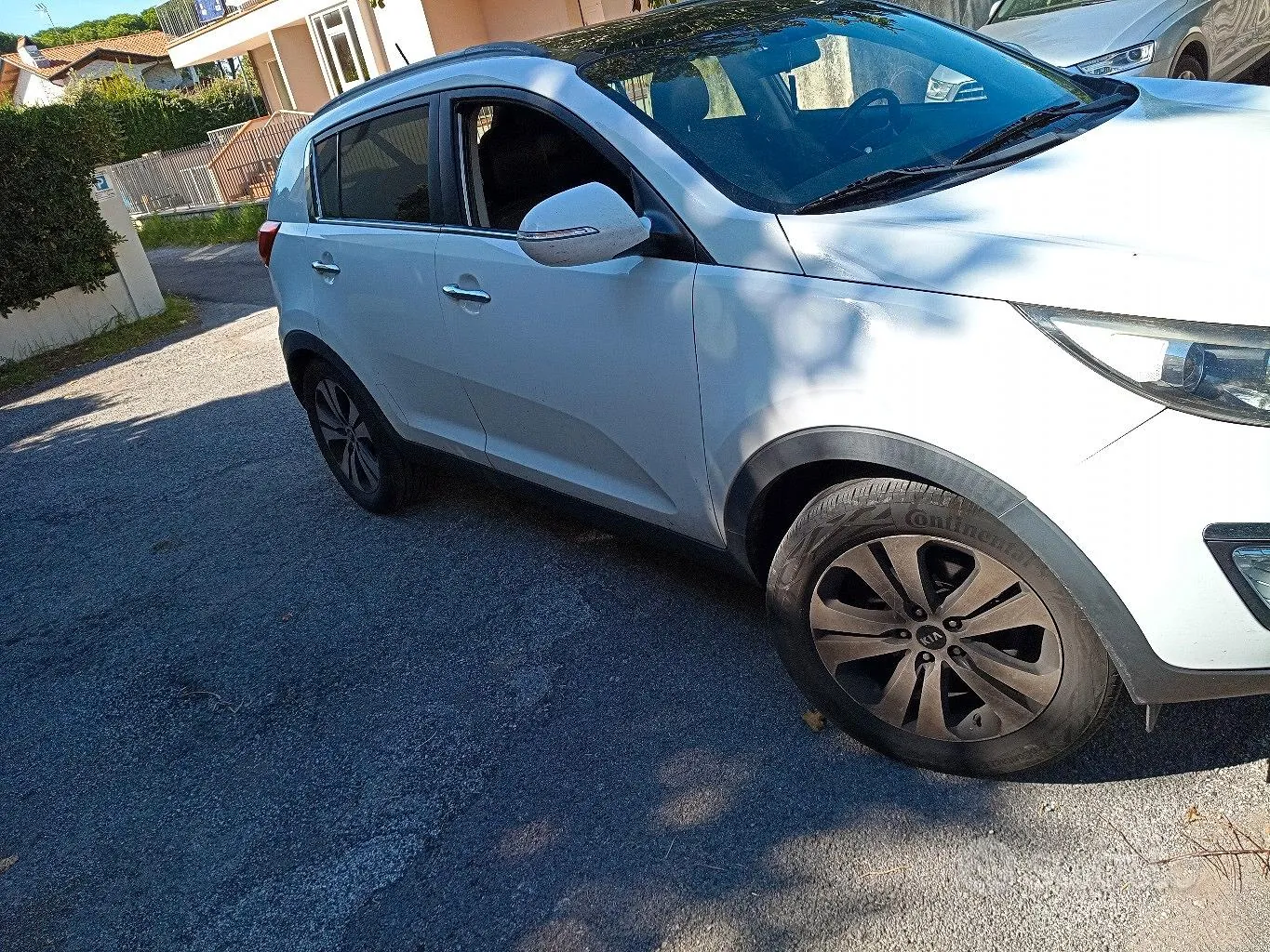 Kia Sportage 2011 photo 2