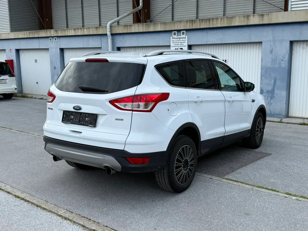 Ford Kuga 2016 photo 3