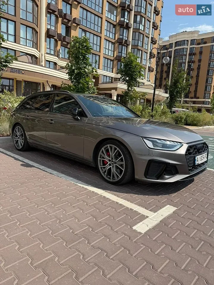 Audi A4 2019 photo 3