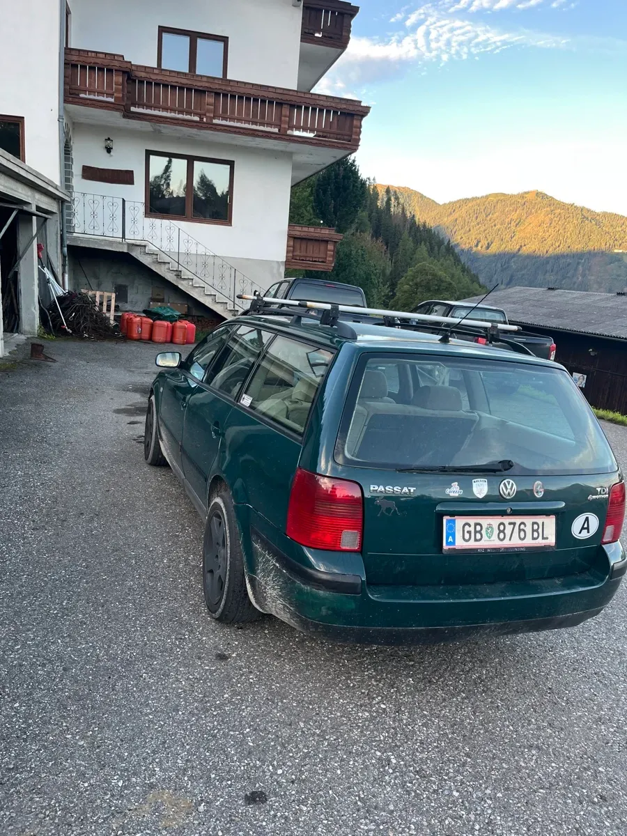 Volkswagen Passat 1999 photo 3
