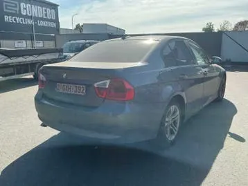BMW 3 2005 photo 3