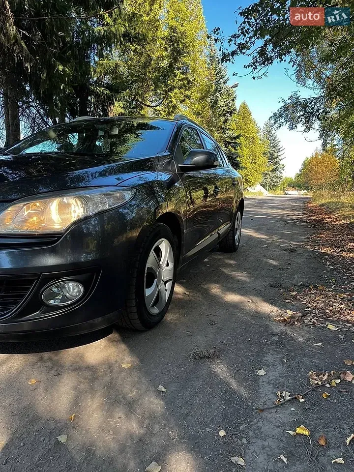 Renault Megane 2013 photo 3