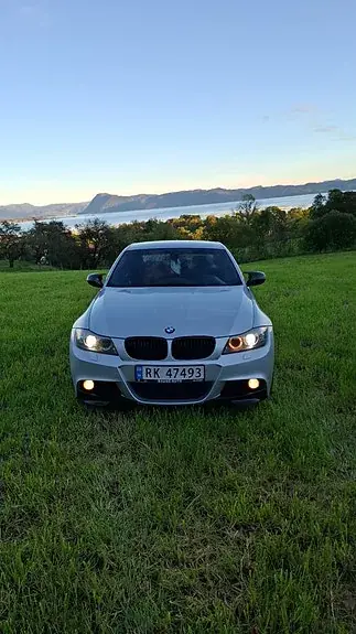 BMW 320D 2008 photo 4