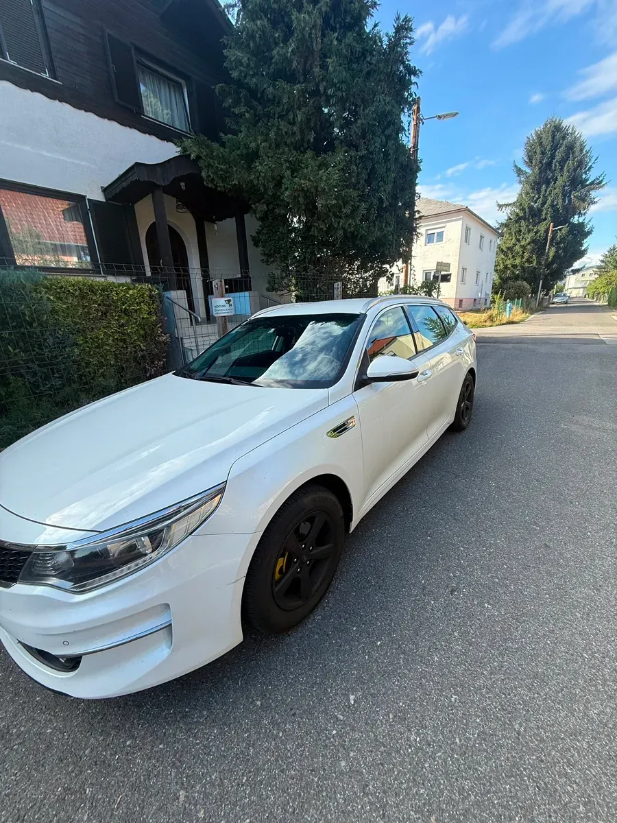 Kia Optima 2017 photo 2