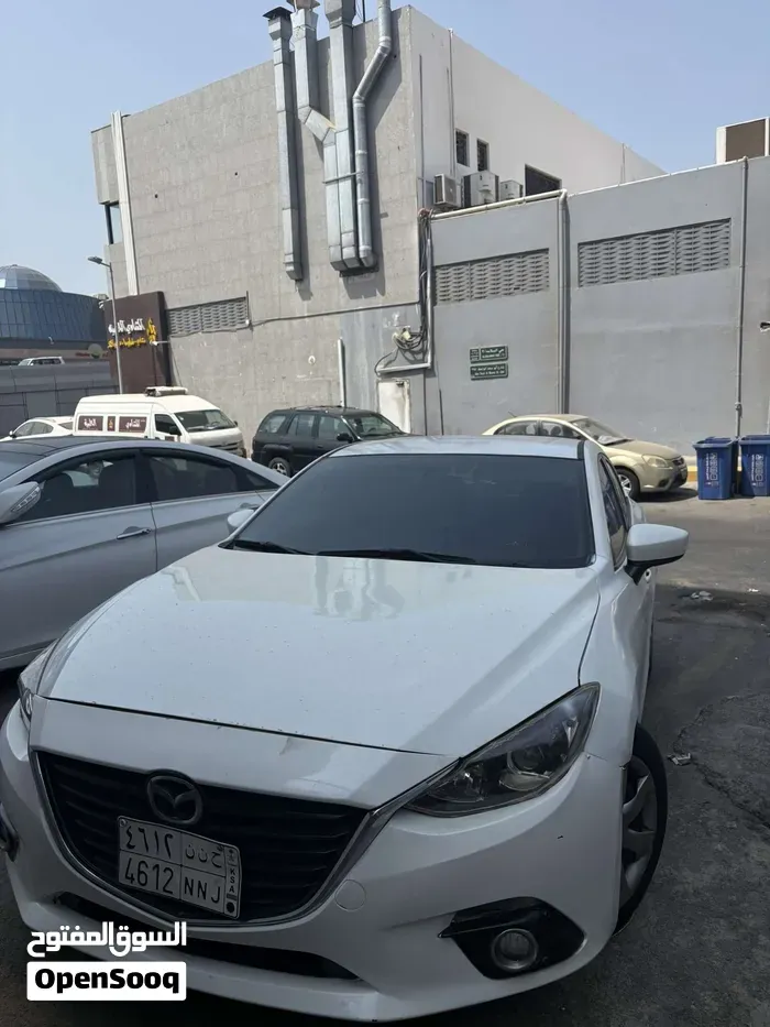 Mazda 3 2016 photo 3