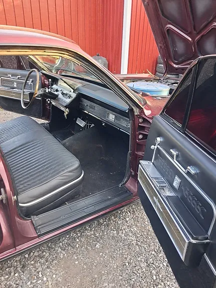 Lincoln Continental 1966 photo 3