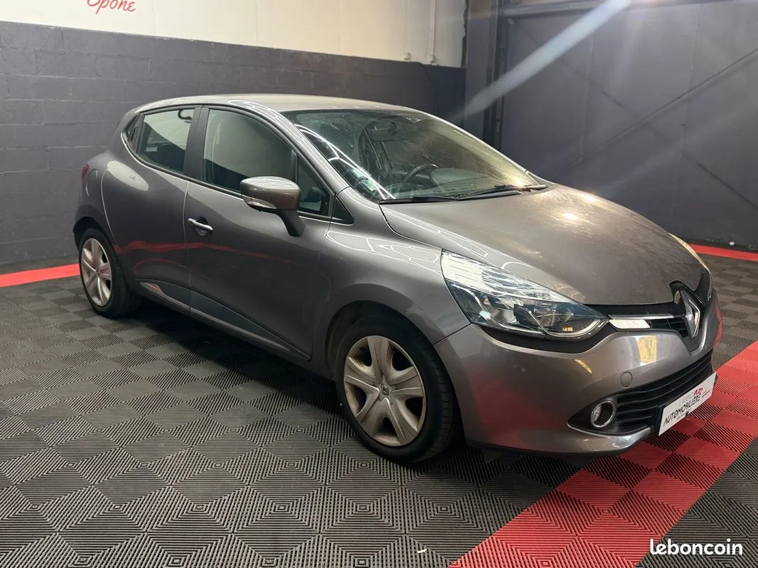 Renault Clio 2015 photo 3