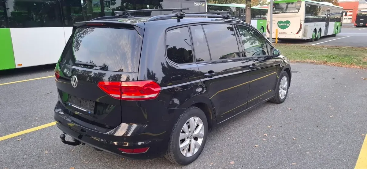 Volkswagen Touran 2017 photo 3