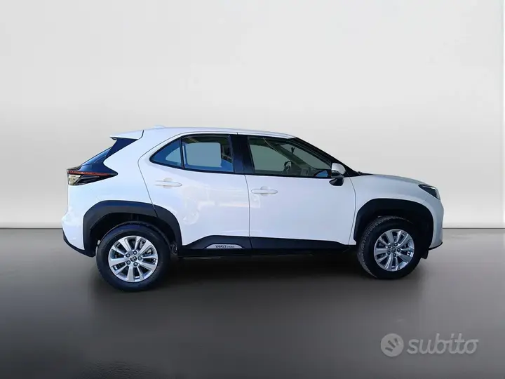 Toyota Yaris Cross 2022 photo 3