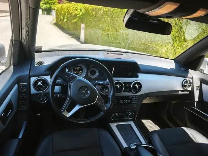 Mercedes-Benz Glk Class 2014 photo 3
