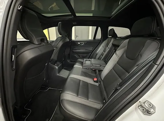 Volvo V60 2019 photo 3