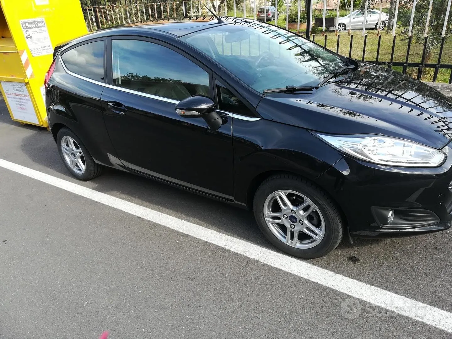 Ford Fiesta 2015 photo 2