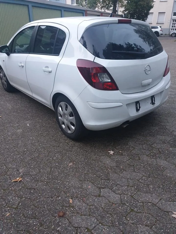 Opel Corsa D