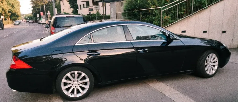 Mercedes-Benz Cls-Class 2010 photo 3