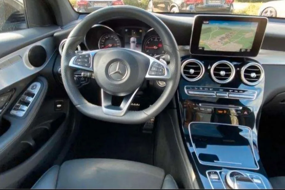 Mercedes-Benz Glc250