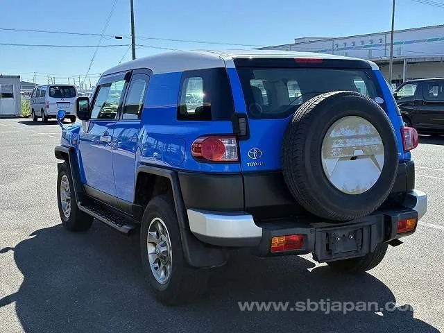 Toyota Fj Cruiser 2011 photo 3