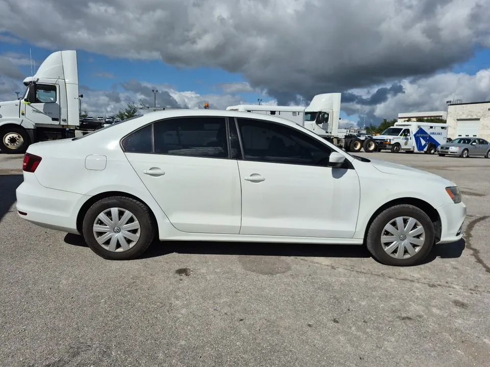 Volkswagen Jetta 2017 photo 4